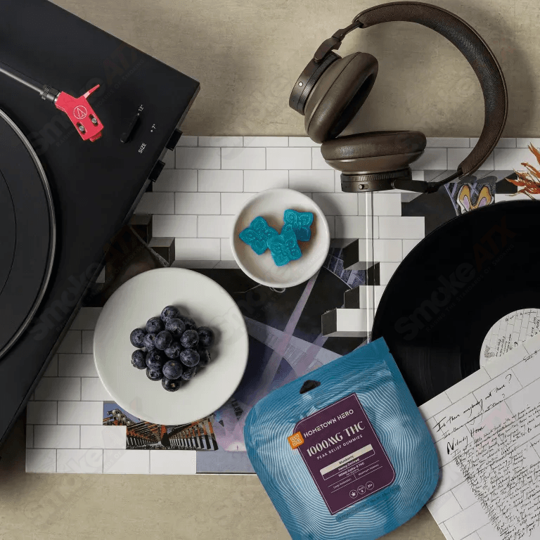 1000mg Blueberry Delta 8 Peak Gummies Hometown Hero - Smoke ATX