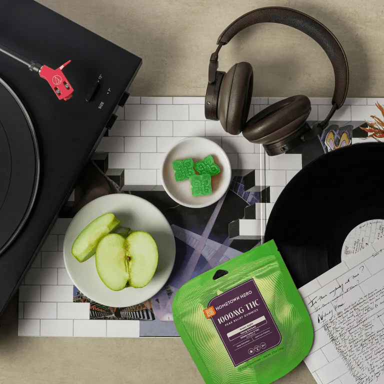 1000mg Green Apple Max Delta 8 Gummies Hometown Hero - Smoke ATX