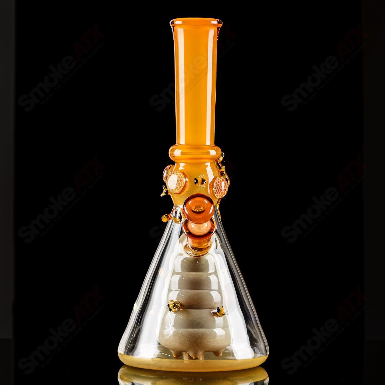 Worked Bee Hive Beaker By Joe P Glass - Smoke ATX
