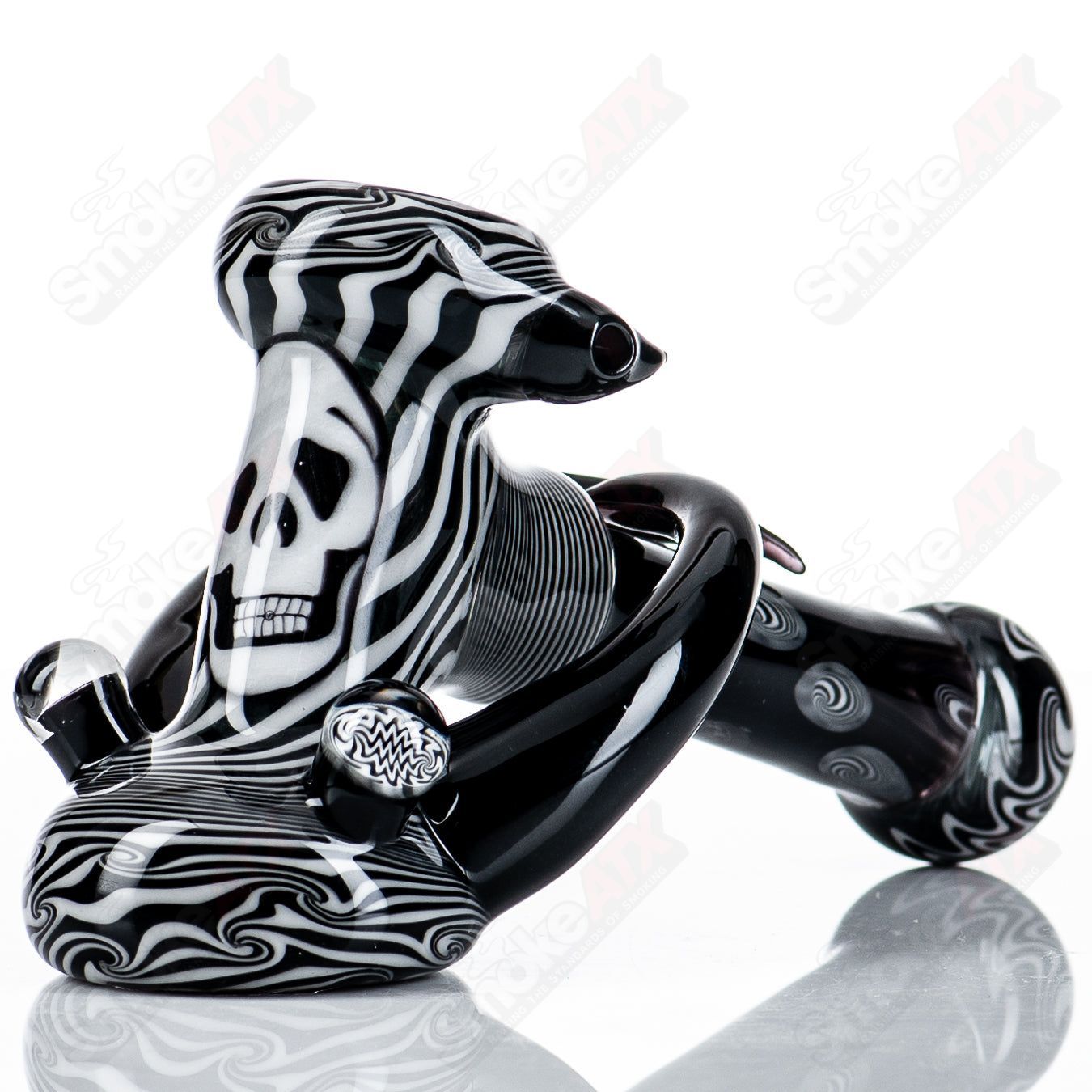 Black and White Skull Dry Hammer w Horns Moo Glass - Smoke ATX