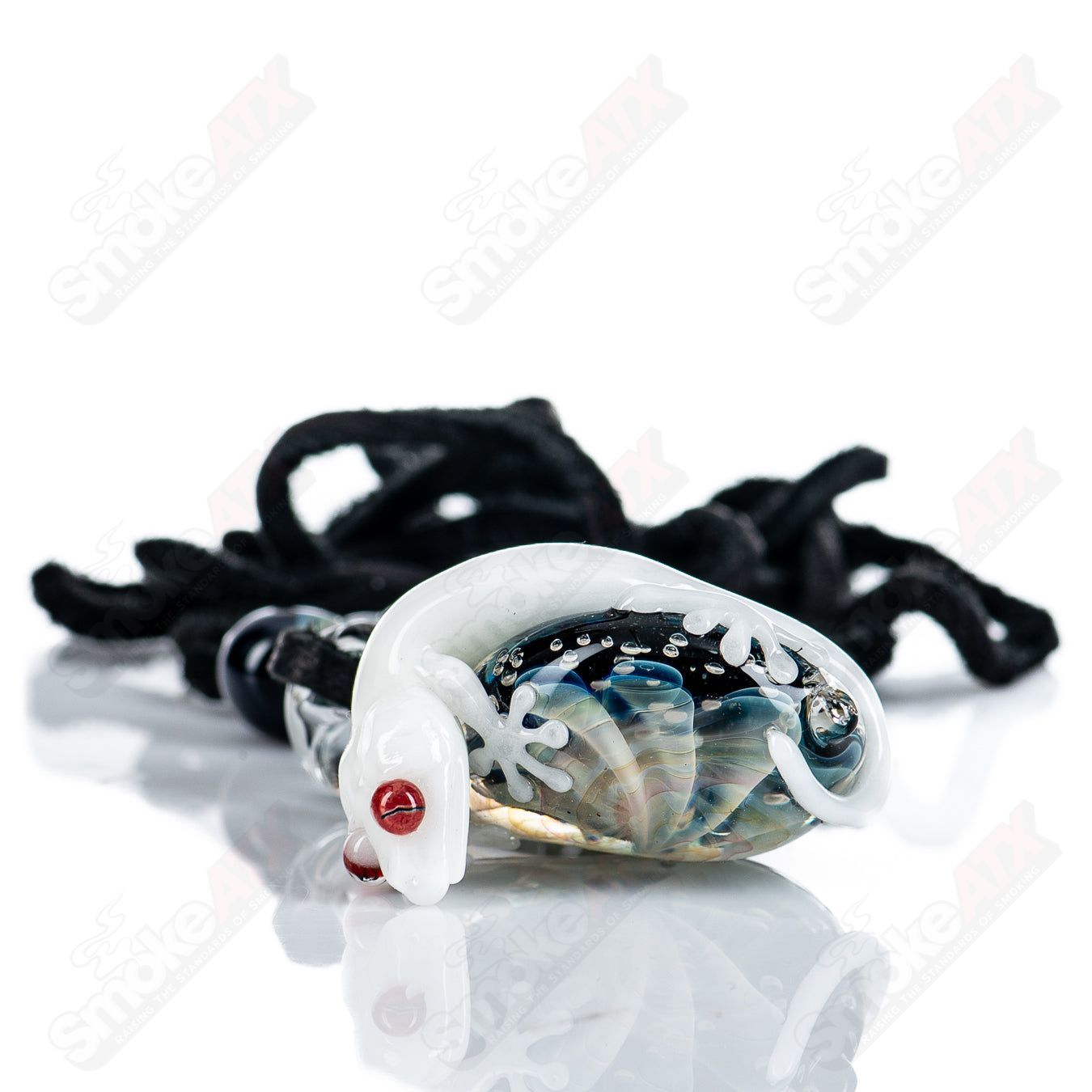 Tier 1 Pendant Kengtaro Glass Gecko #1 - Smoke ATX 
