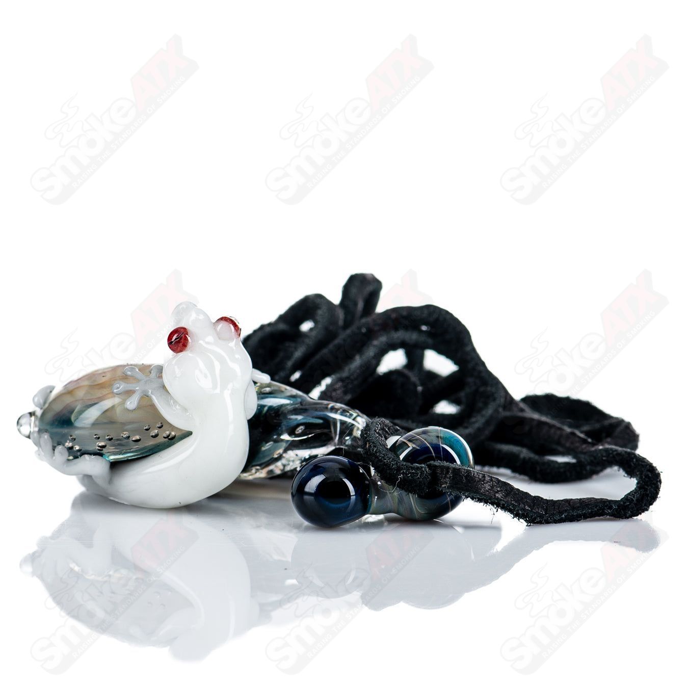 Tier 1 Pendant Kengtaro Glass Gecko #1 - Smoke ATX 