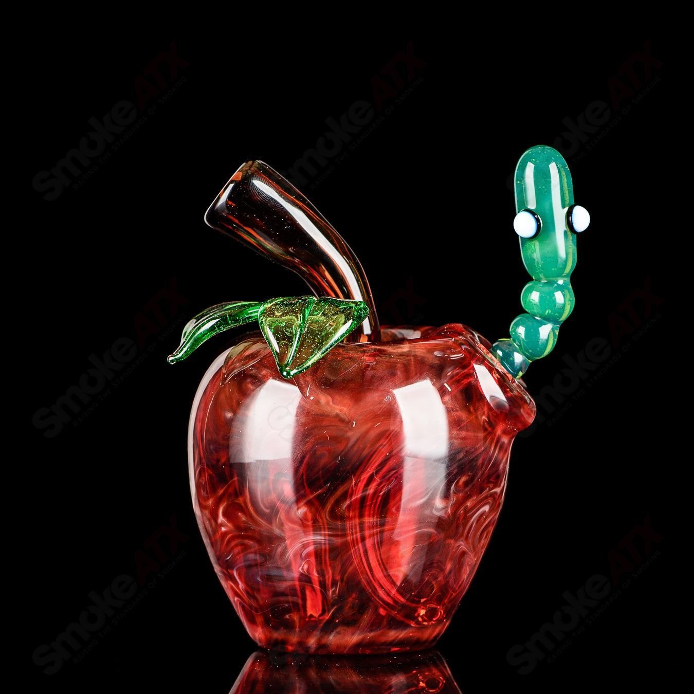Red Apple Rig w/ Worm Dabber Pouch Glass - Smoke ATX