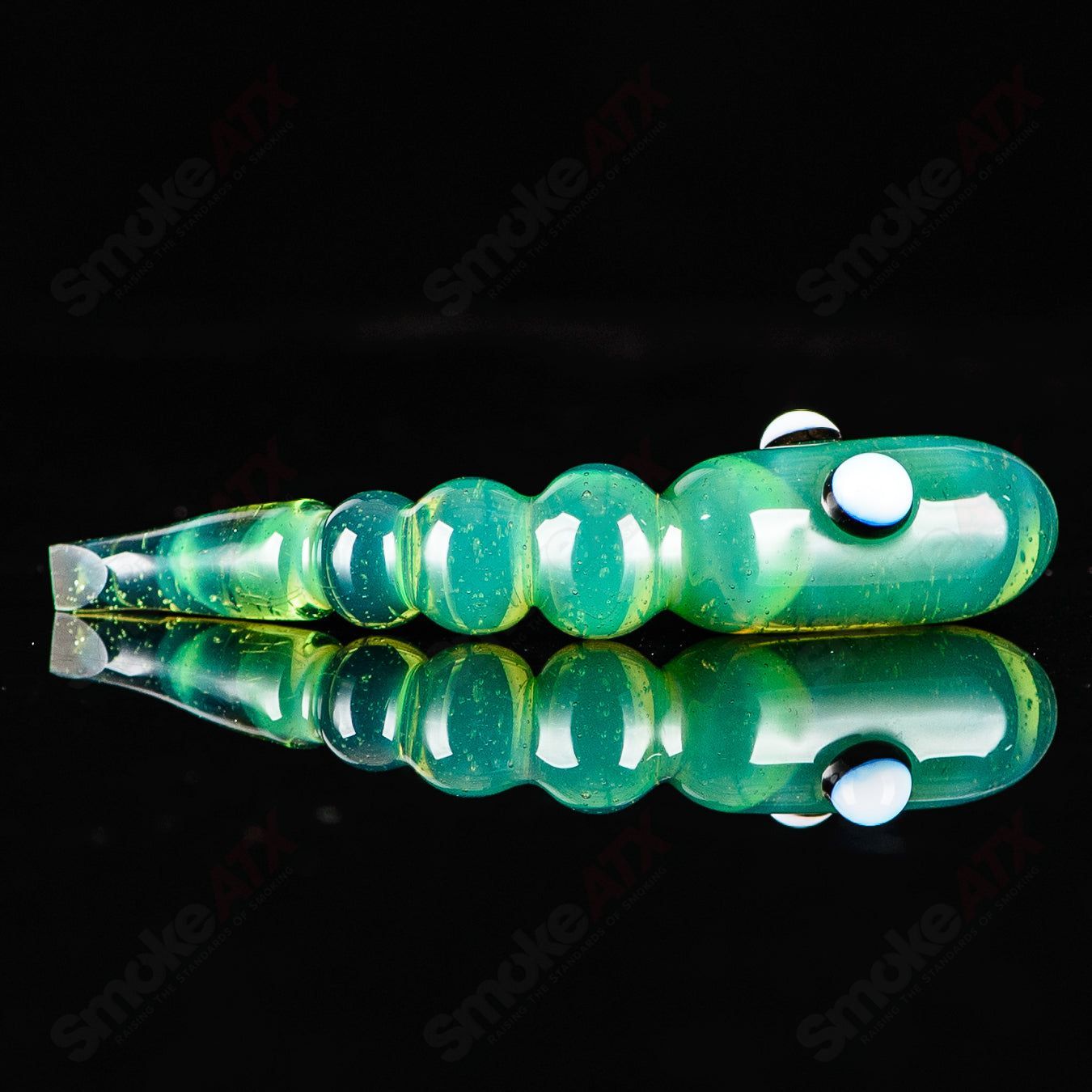 Red Apple Rig w/ Worm Dabber Pouch Glass - Smoke ATX