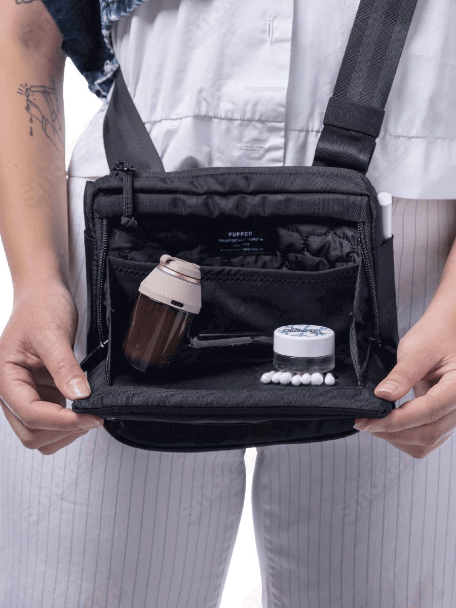 Black Proxy Travel Bag Puffco - Smoke ATX