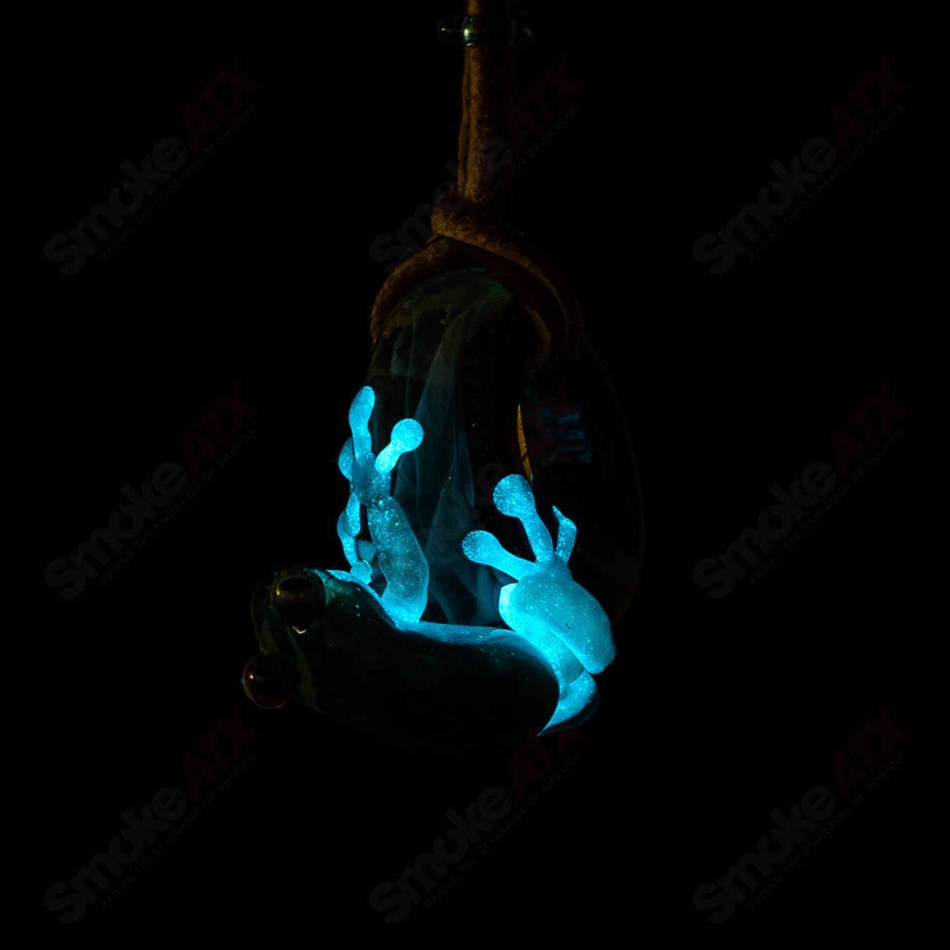 #2 Hide and Seek  Frog  Pendant Kengtaro Glass - Smoke ATX