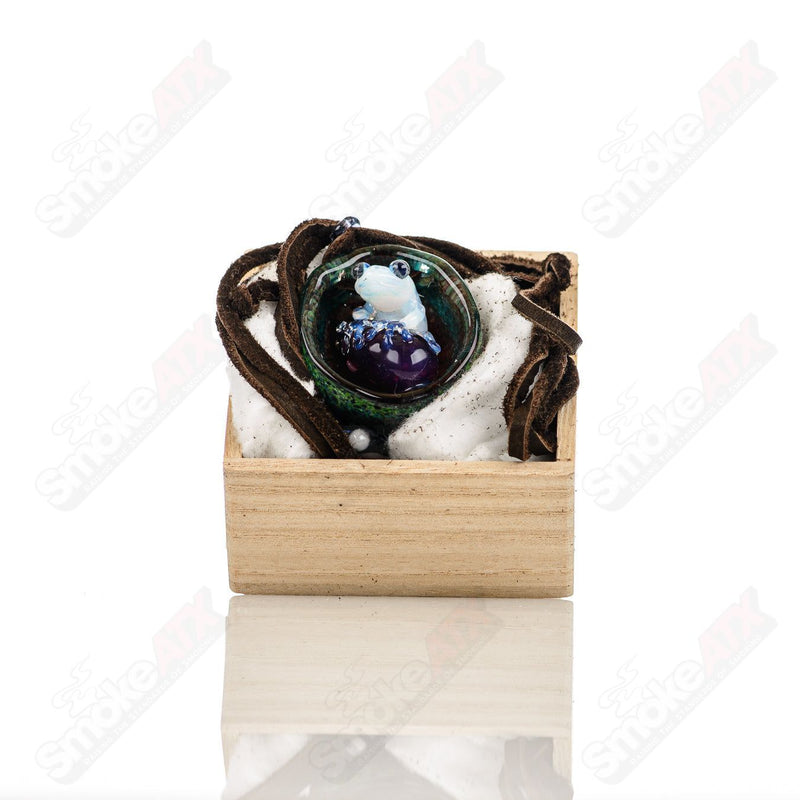 #1 Tier 3 Frog Pendant Kengtaro Glass