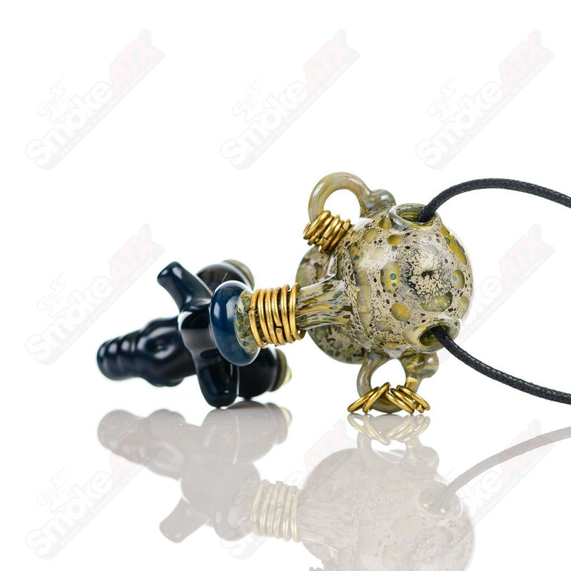 Alien Bondage Slave Pendant Bufo - Smoke ATX